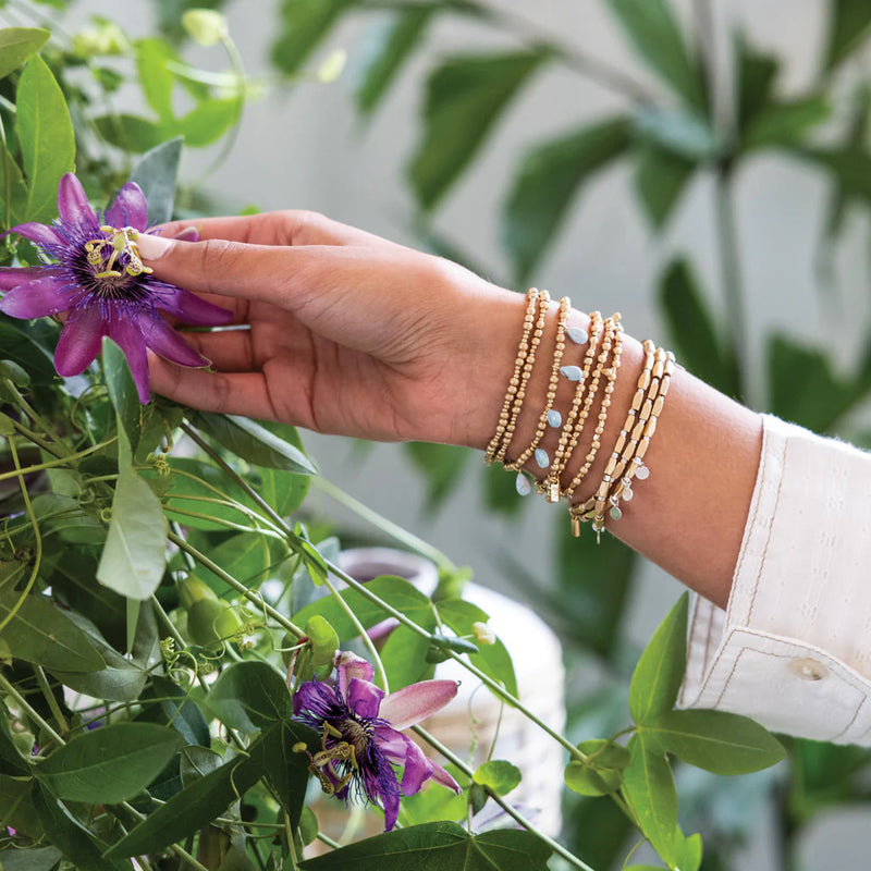 Classic Teardrop Metal Wrap