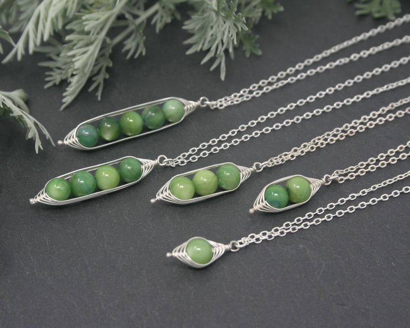 Pea Pod Necklace (Green Mother-of-Pearl)