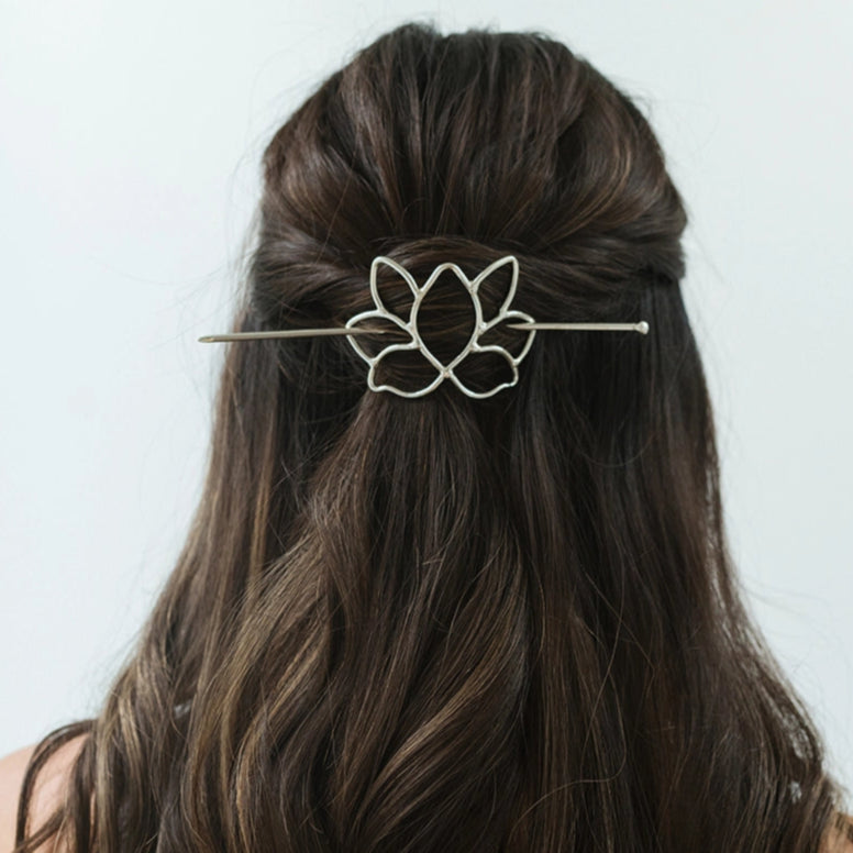 Kairavini Lotus Hair Pin in Silver