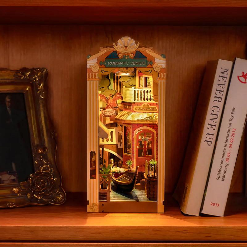 Romantic Venice Book Nook DIY Kit