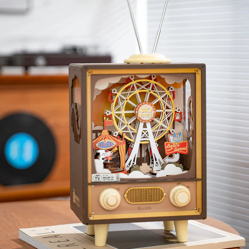 Sunset Carnival DIY TV-Shaped Music Box