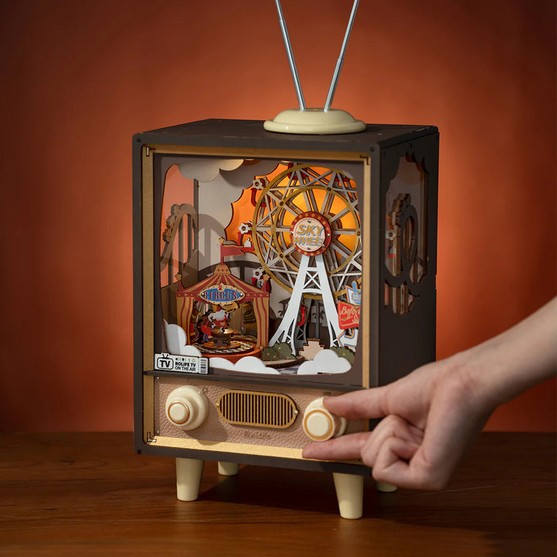 Sunset Carnival DIY TV-Shaped Music Box