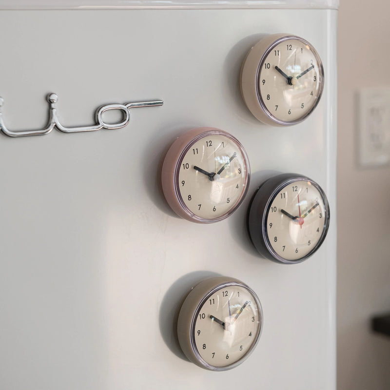 Round Clock with Suction Cup (Assorted)