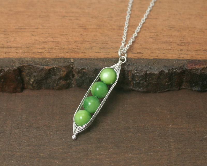 Pea Pod Necklace (Green Mother-of-Pearl)