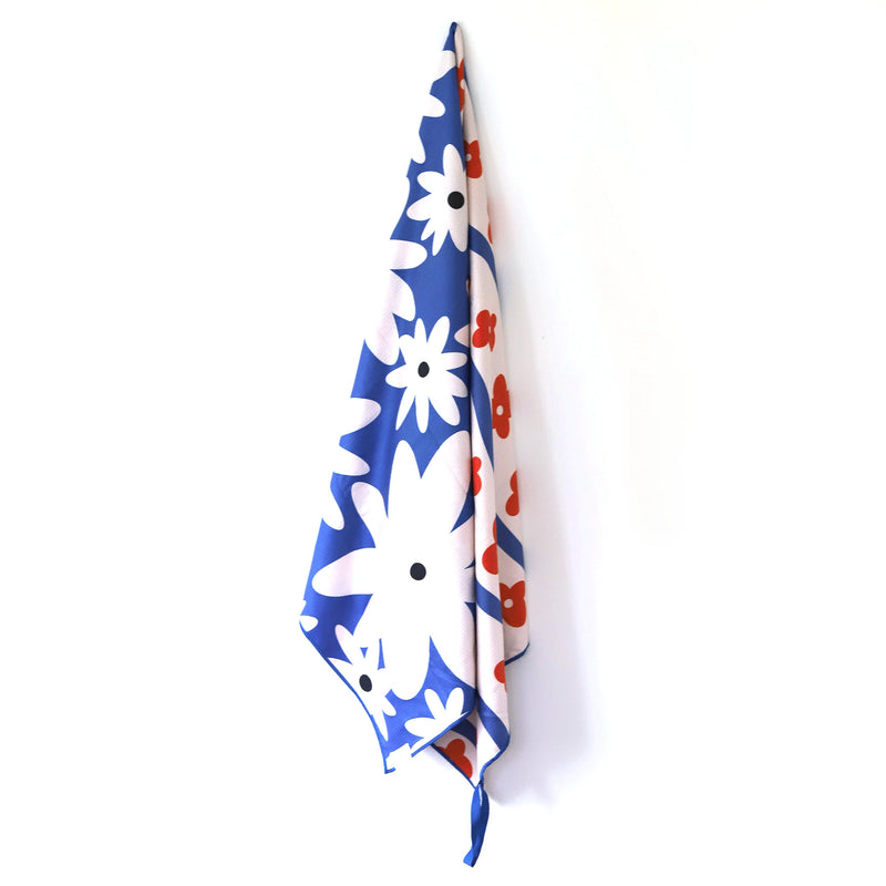 Posh Wave Microfiber Beach Blanket